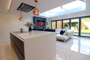 Photo 14- click for photo gallery